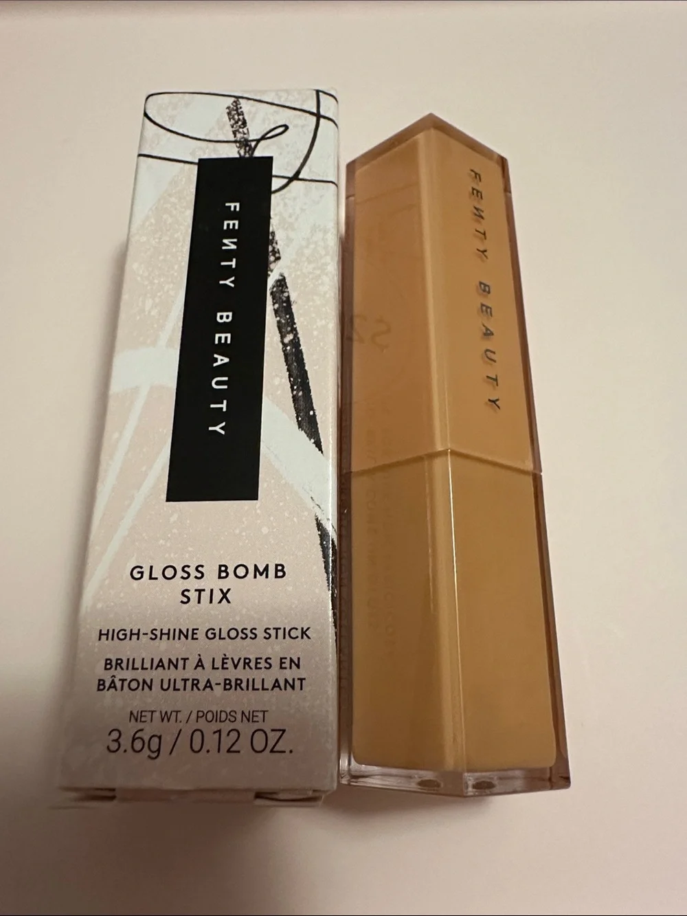 Fenty Beauty Gloss Bomb Stix Two'Lip Kiss